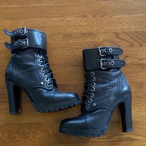 Dolce vita Joelle black leather boots size 6